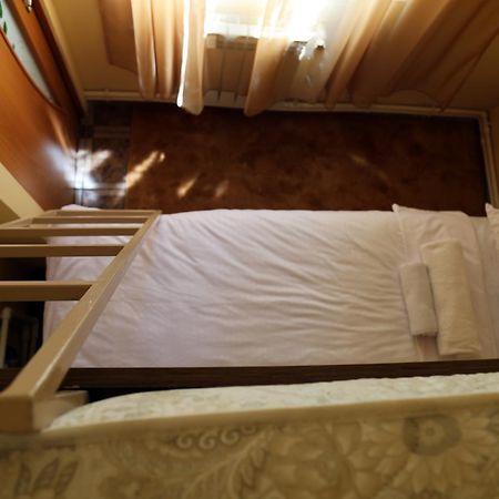 Magnolia Hostel Ереван Екстериор снимка