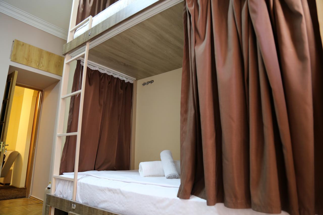 Magnolia Hostel Ереван Екстериор снимка